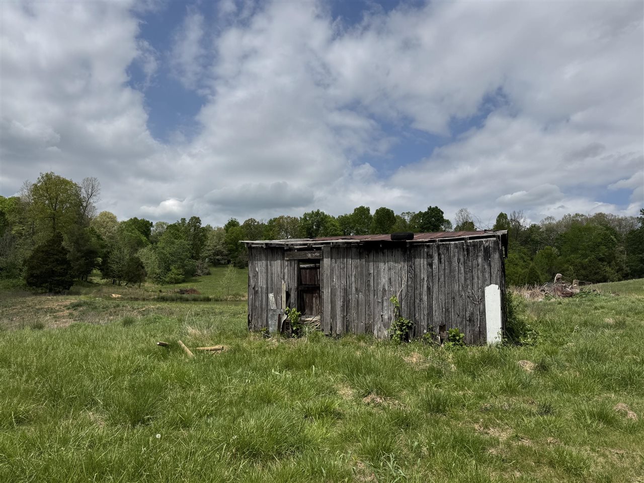 577 Bratcher Road Property Photo 3