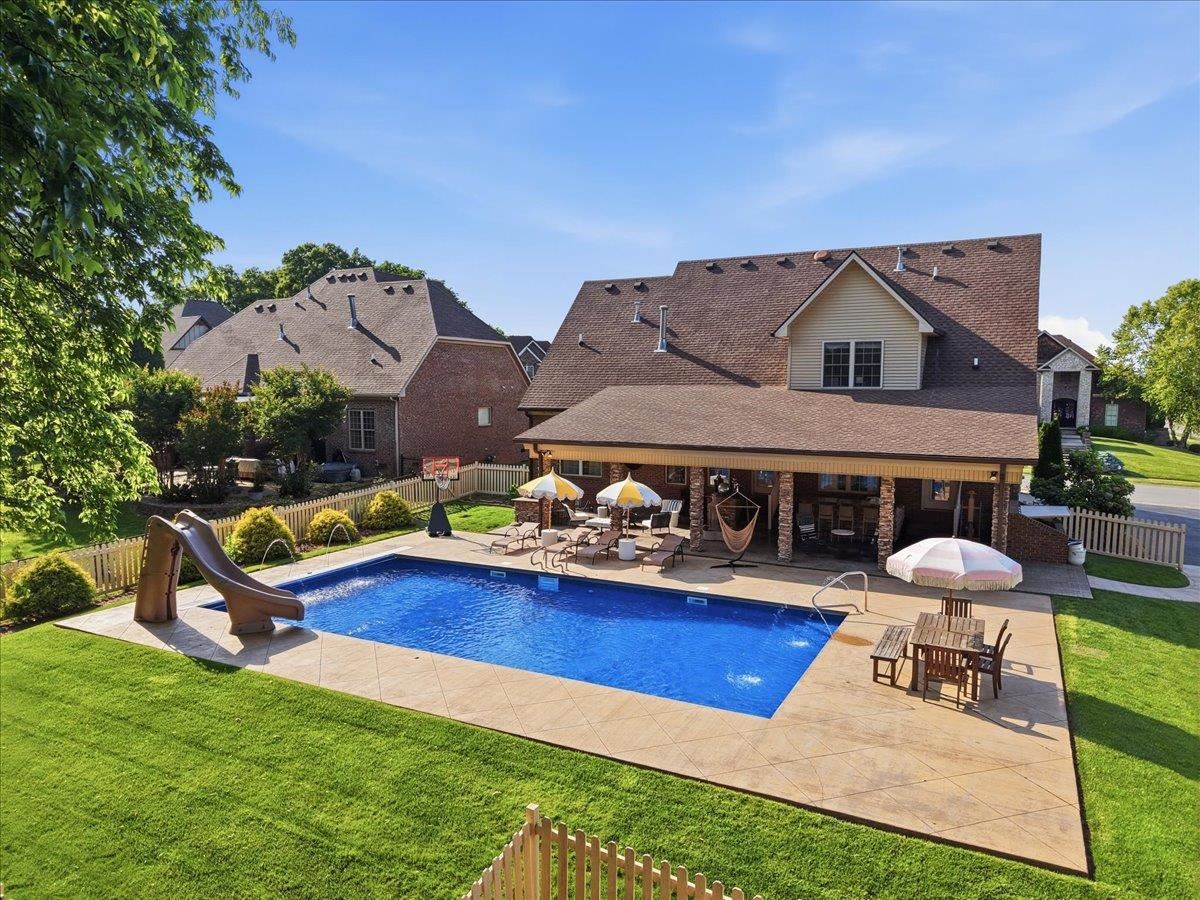 1108 Hunters Pointe Lane