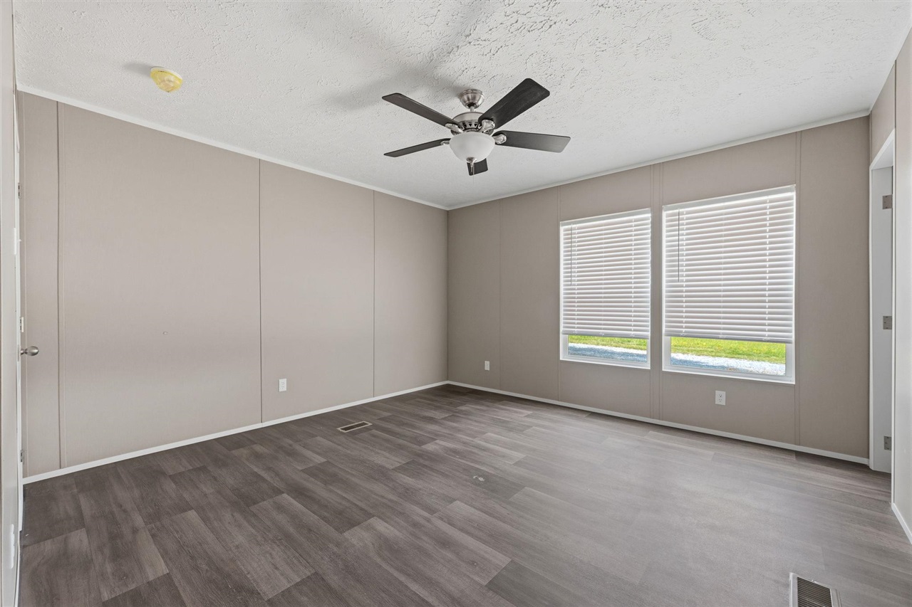 1480 Cedar Flat Curtis Road Property Photo 12