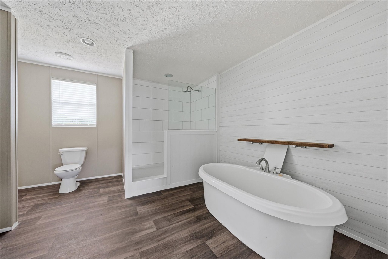 1480 Cedar Flat Curtis Road Property Photo 16