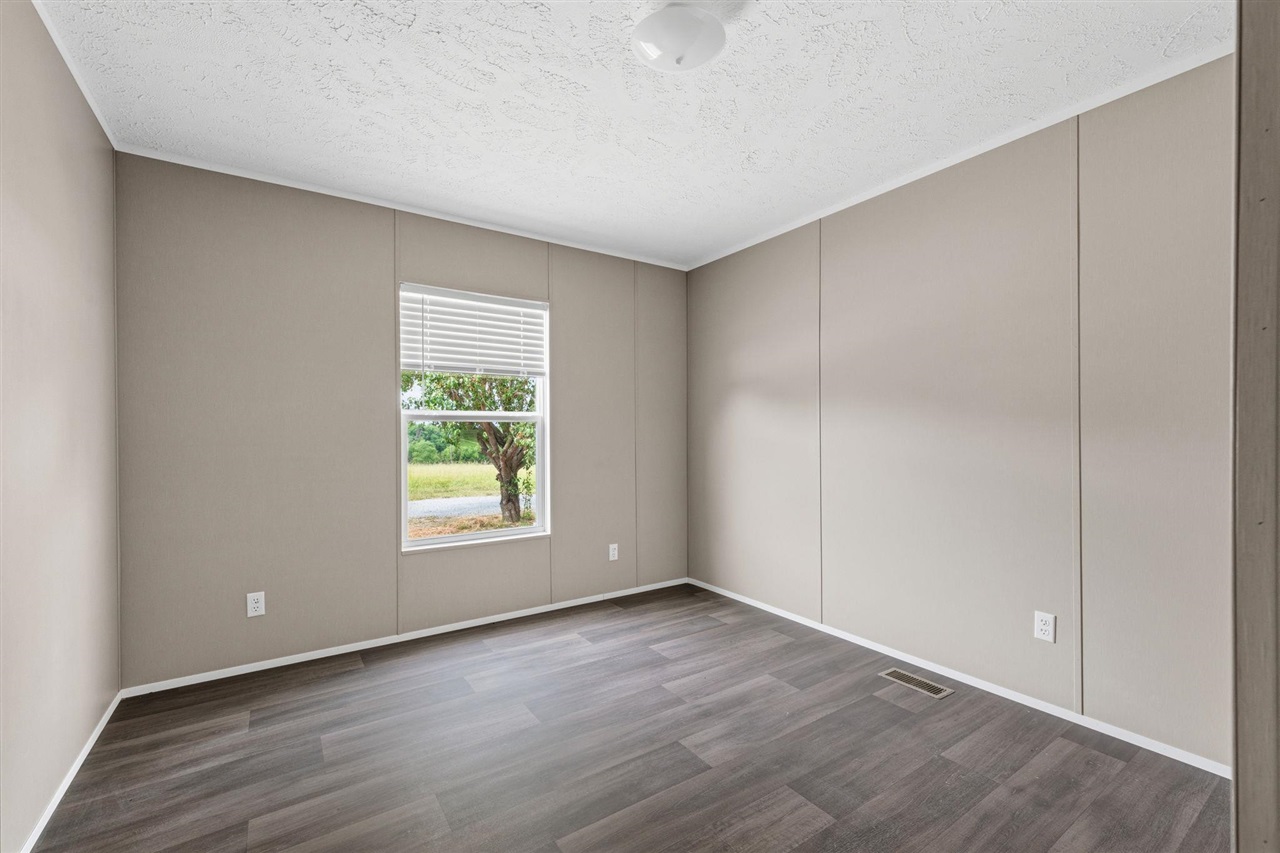 1480 Cedar Flat Curtis Road Property Photo 19