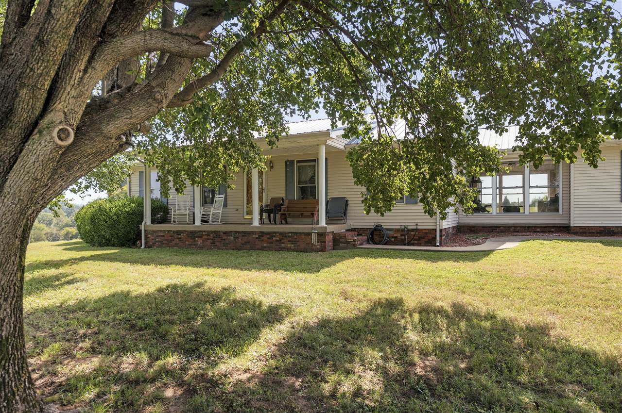 253 Boiling Springs Road Property Photo 1