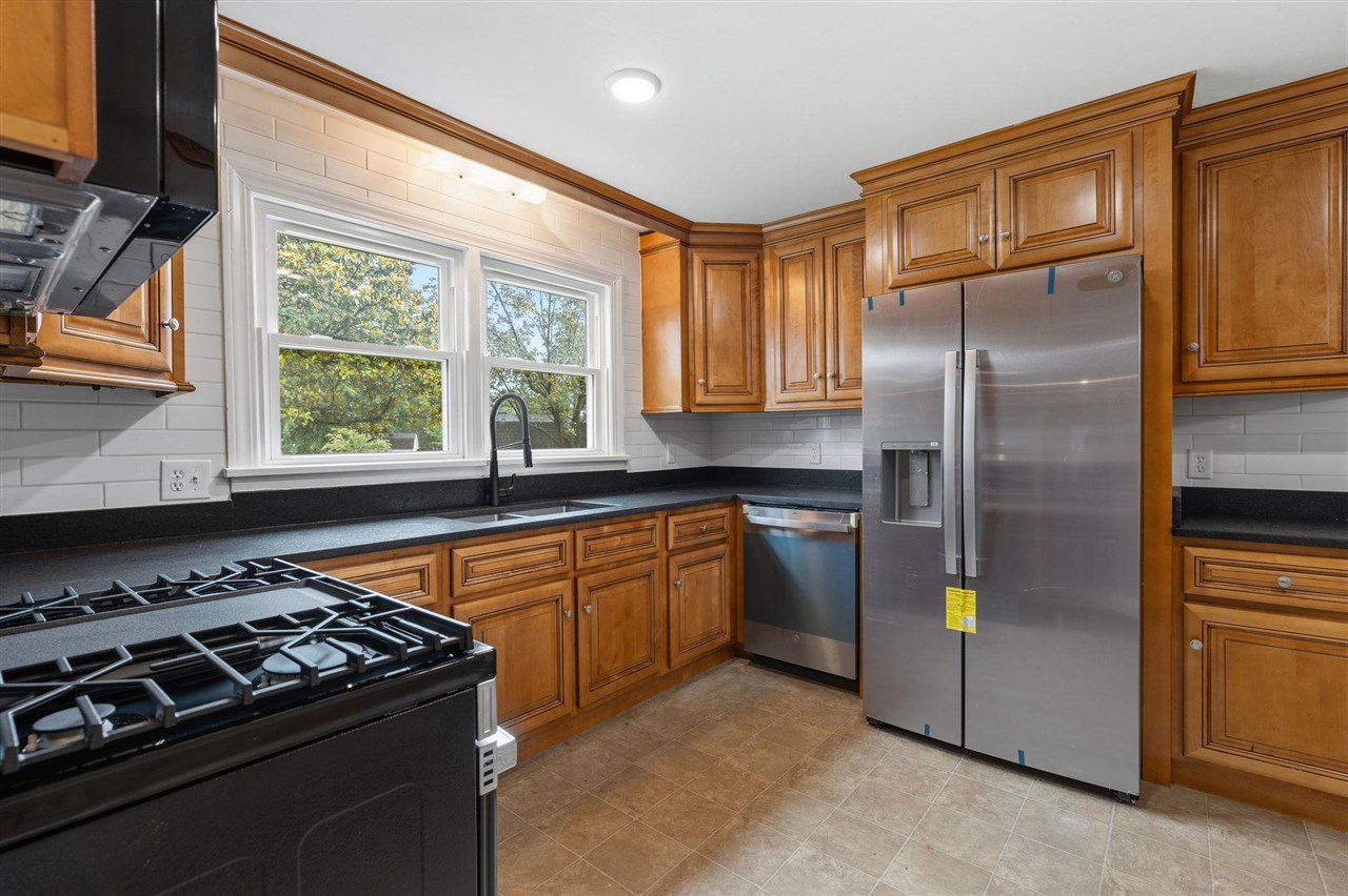 1308 Lehman Avenue Property Photo 14