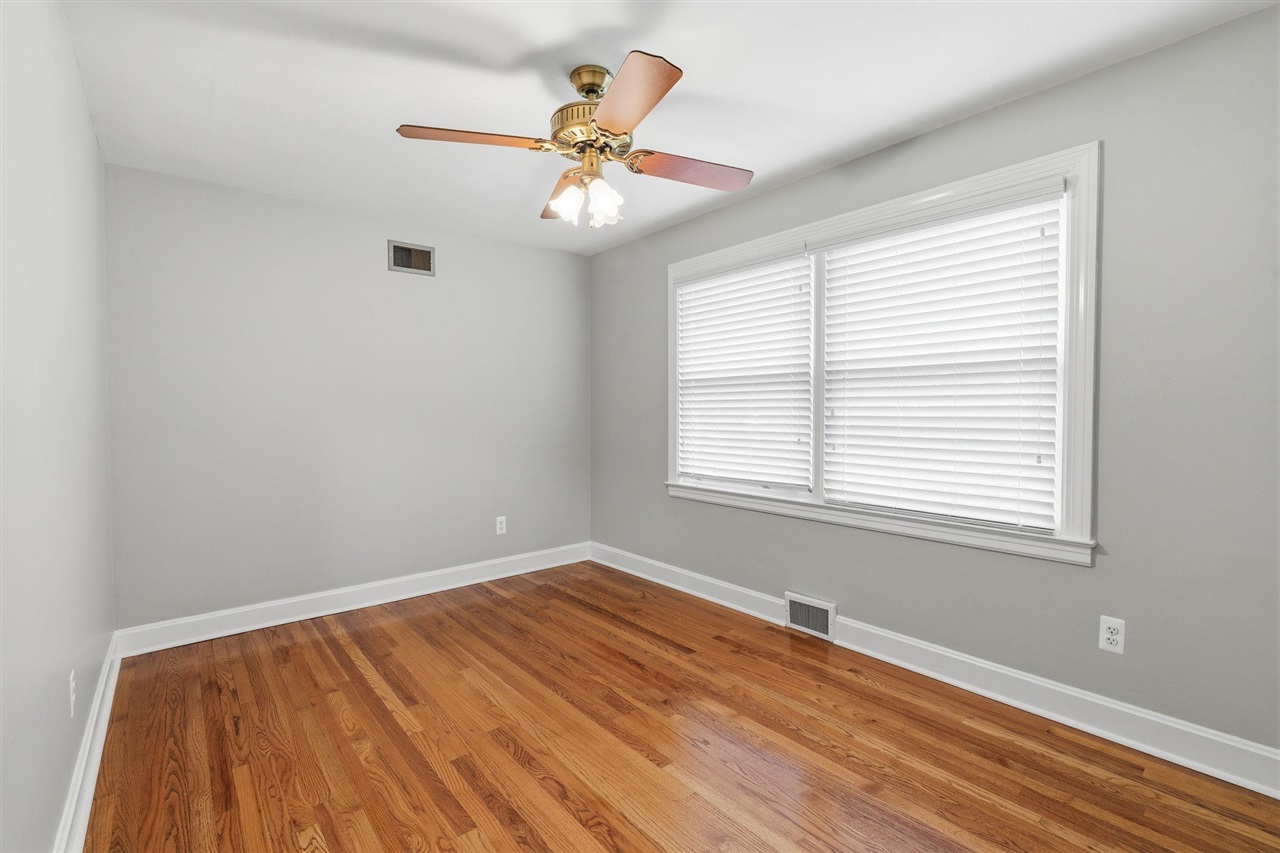 1308 Lehman Avenue Property Photo 21