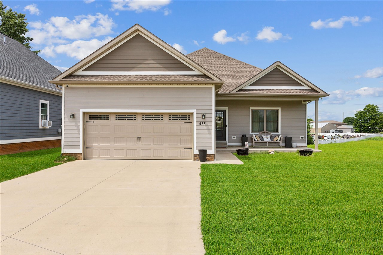 455 Upper Ridge Court Property Photo 1