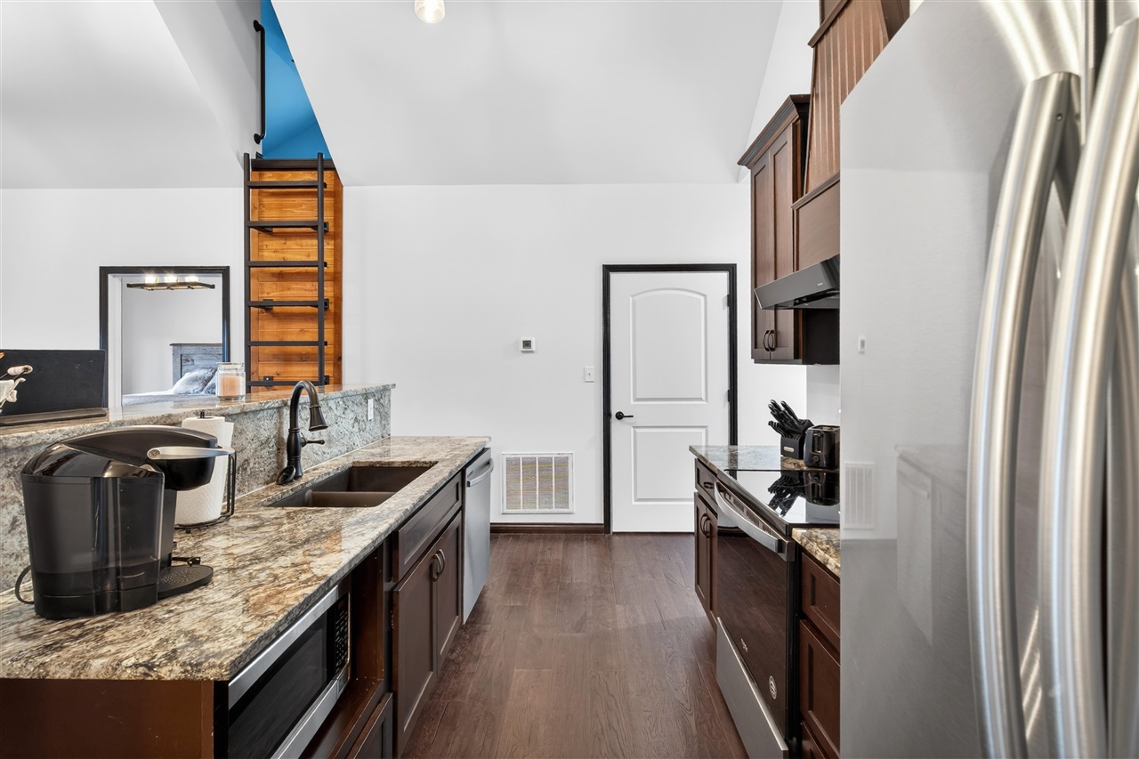 437 Christine Road Property Photo 16