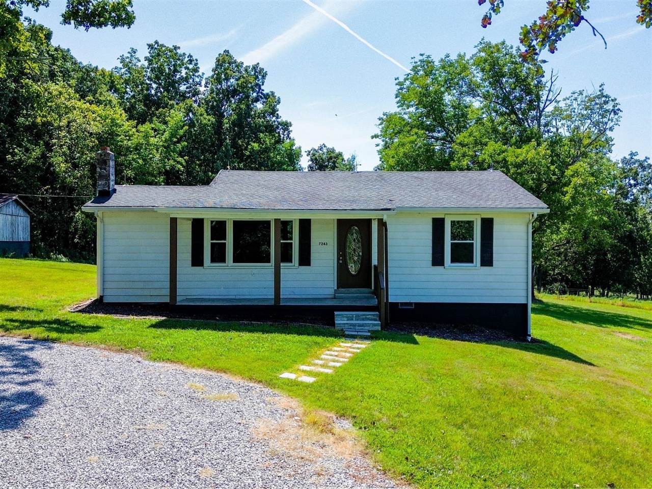 7243 Plano Road Property Photo 1