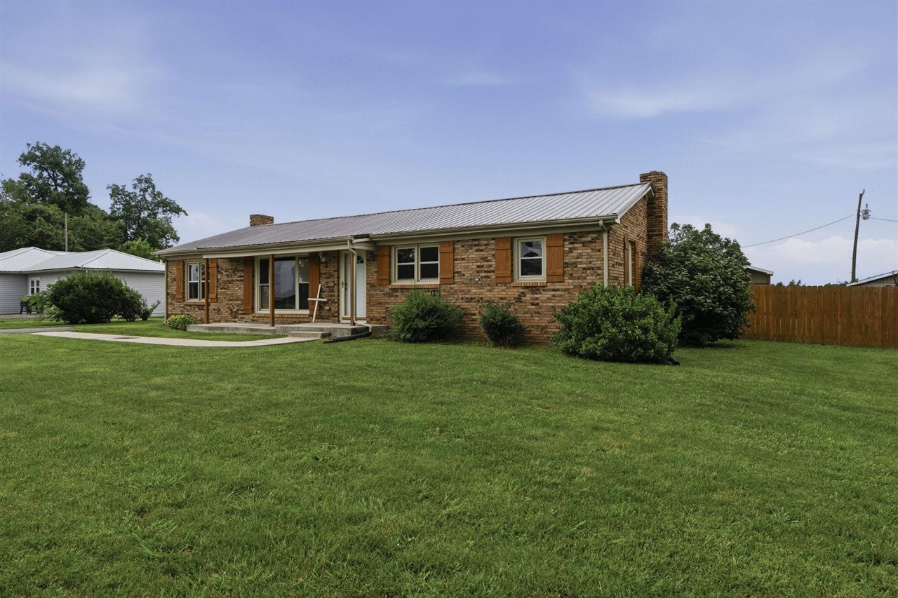 215 Temple Hill Road Property Photo 1