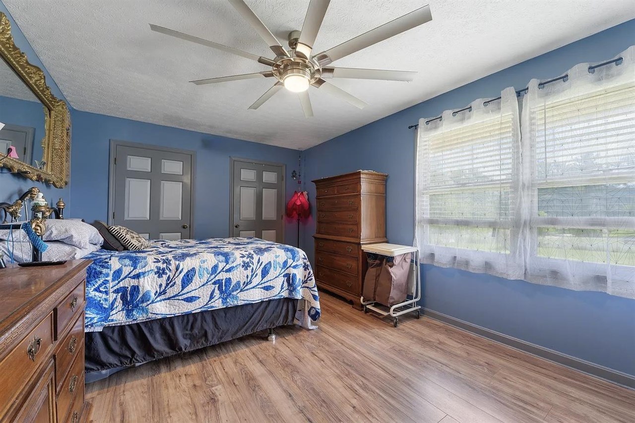 3302 Smallhouse Road Property Photo 13