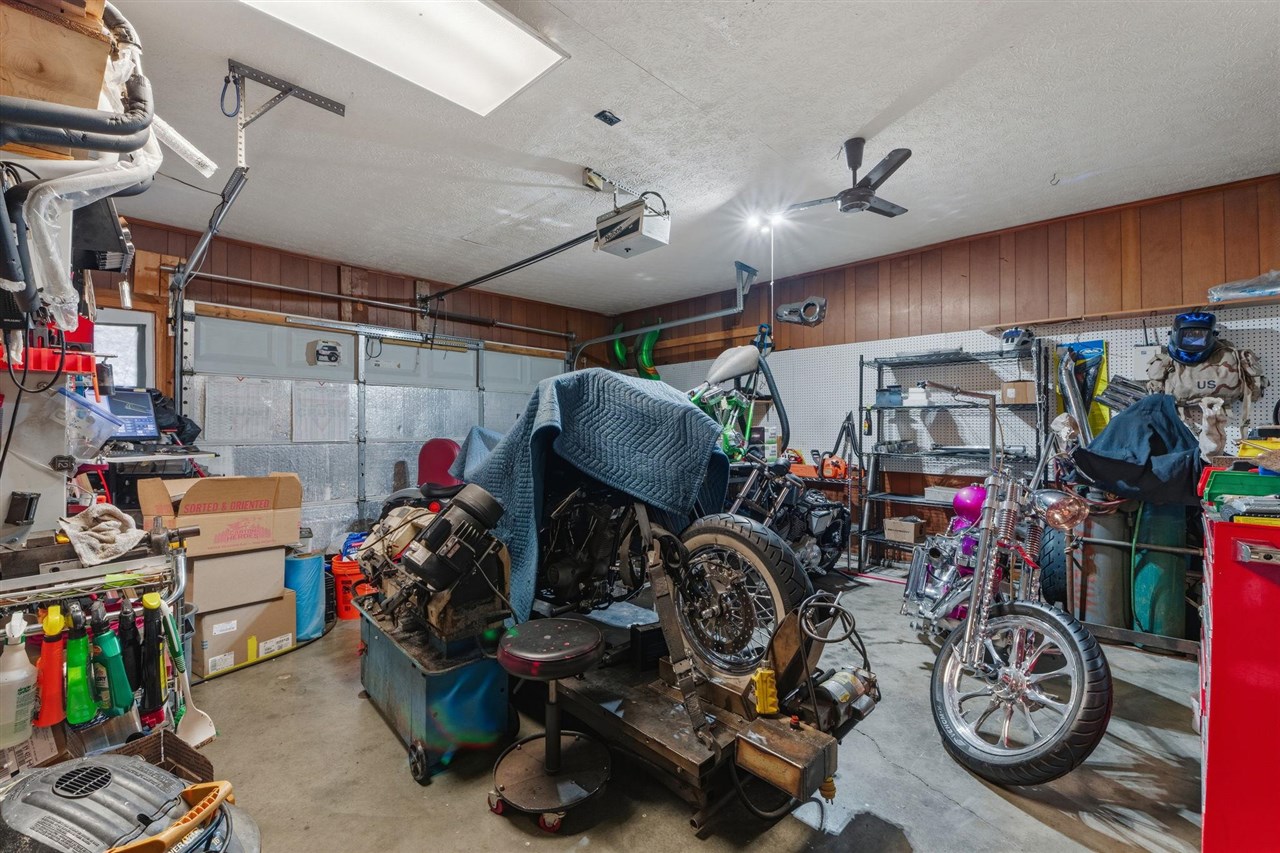 3302 Smallhouse Road Property Photo 21