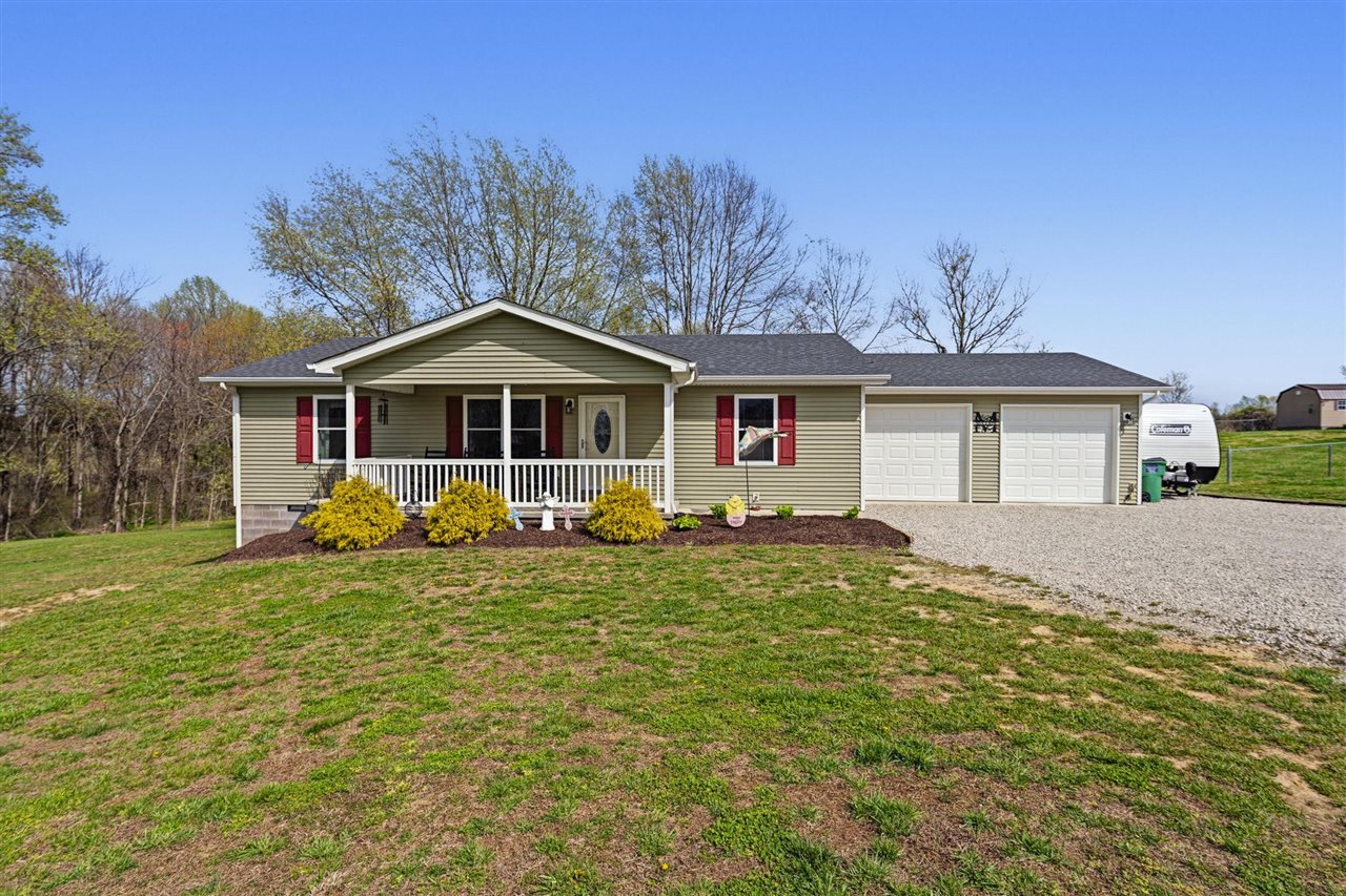 144 Den Drive