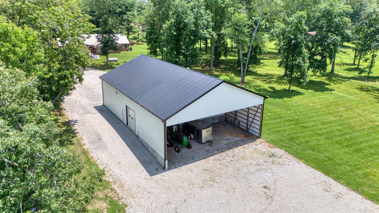 1925 Allen Road Property Photo 1