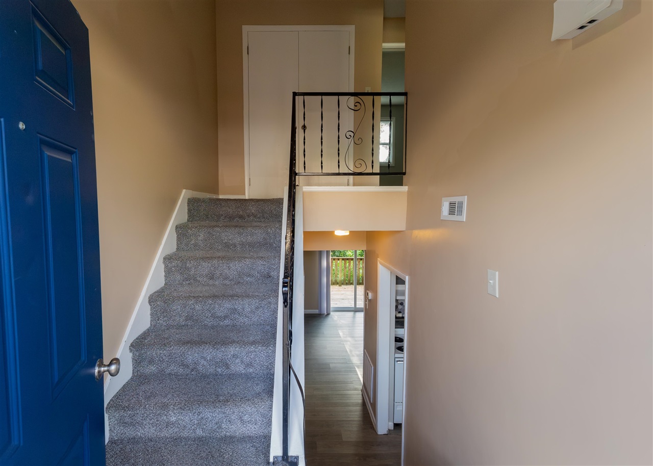 105 Windy Circle Property Photo 11