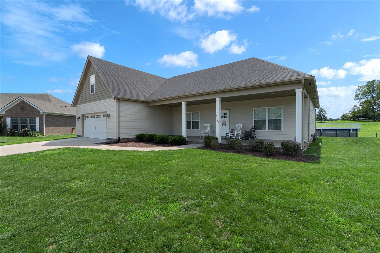 7125 Hilliard Circle Property Photo 1