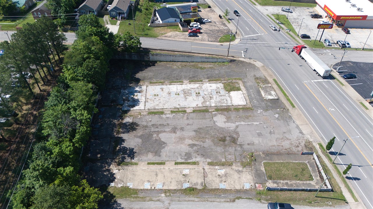1508 Memorial Boulevard Property Photo 4