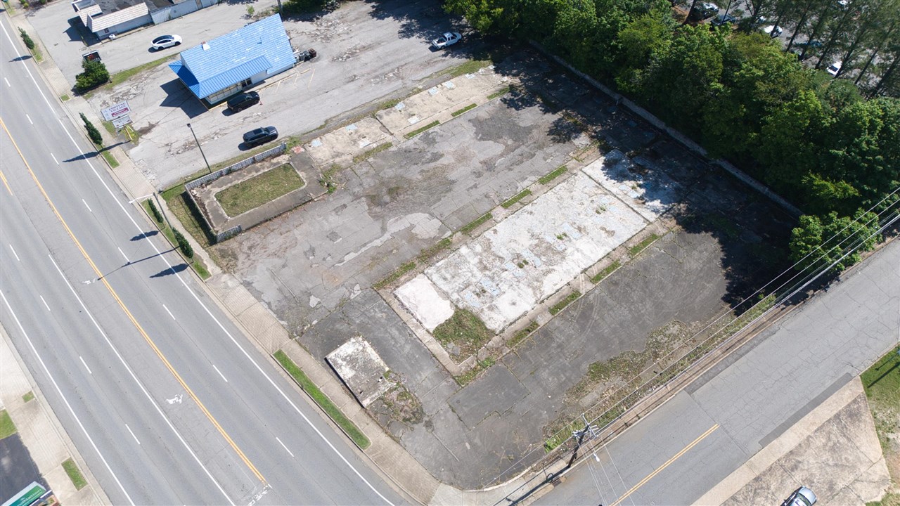 1508 Memorial Boulevard Property Photo 7
