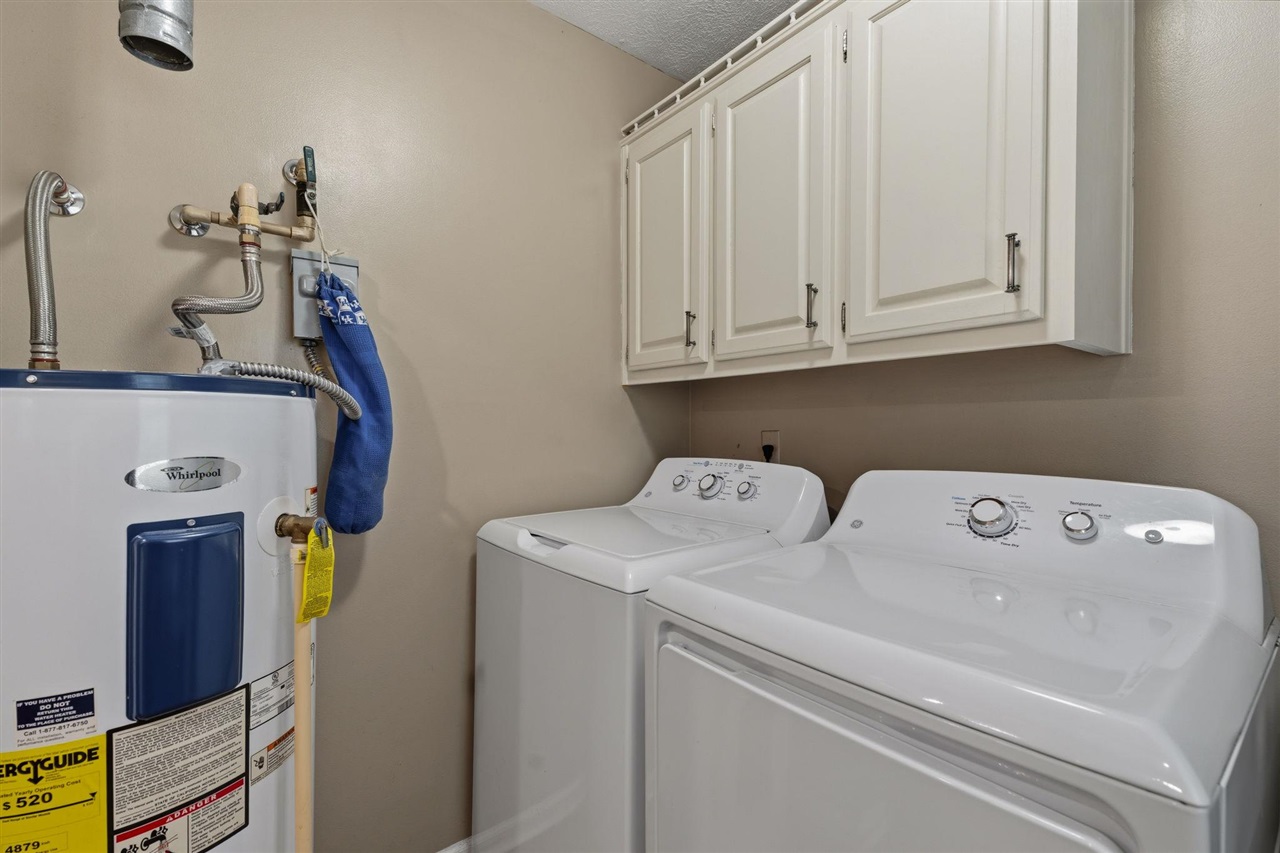 1040 Rapids Road Property Photo 20