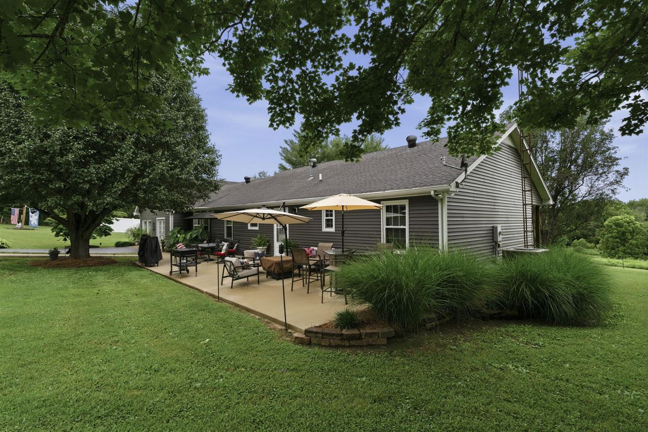 1040 Rapids Road Property Photo 23