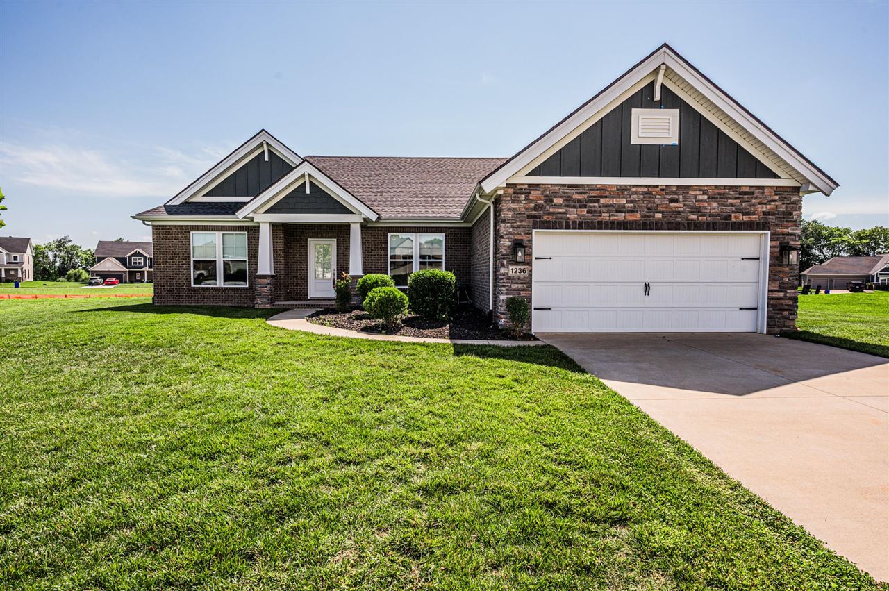 1236 Saddlebred Lane Property Photo 1