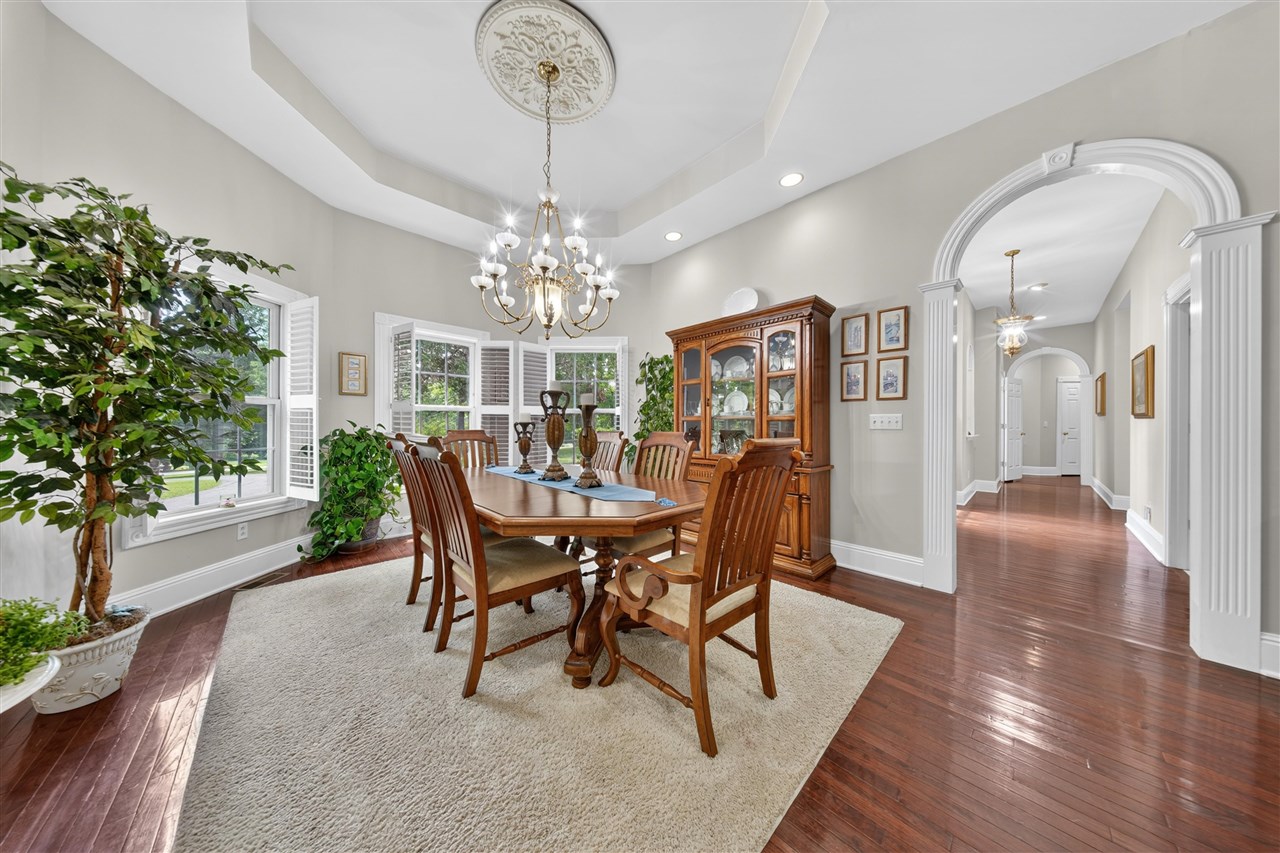 100 Tolbert Lane Property Photo 18