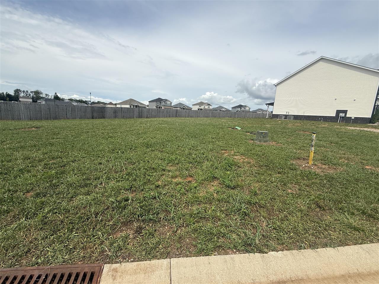 528 Yulan Circle Property Photo 1