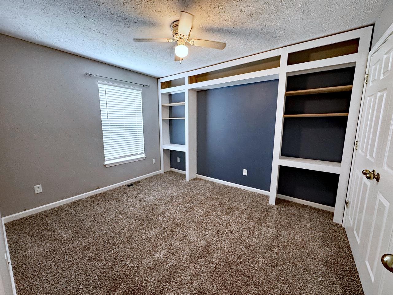377 Kenlee Circle Property Photo 8