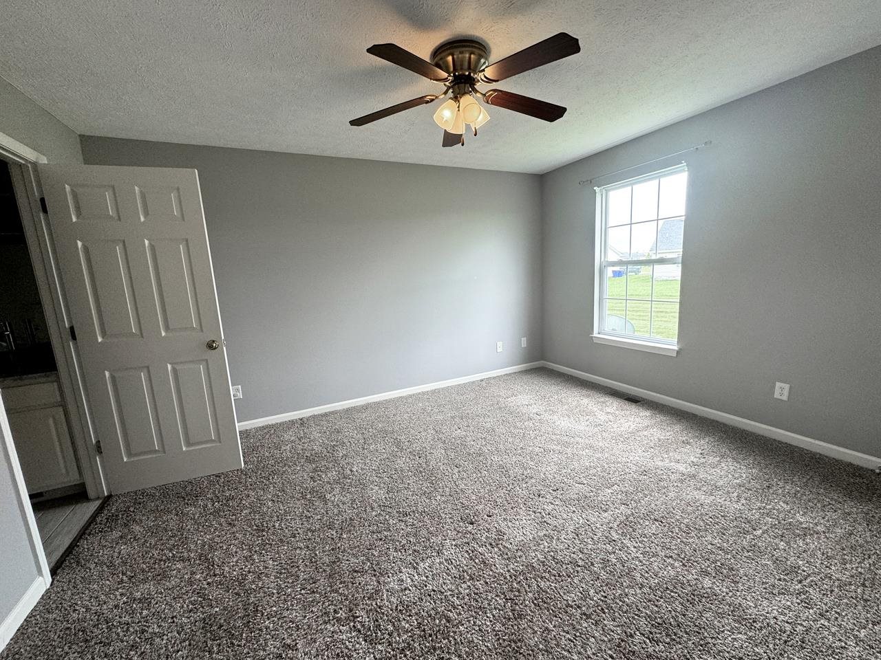 377 Kenlee Circle Property Photo 9