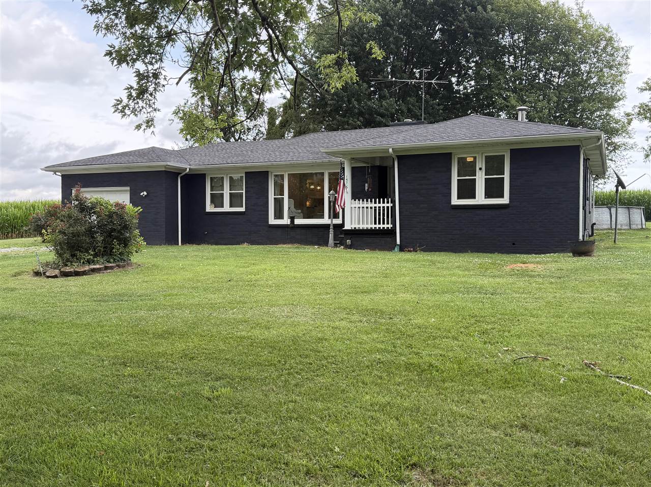 1576 Lake Springs Road Property Photo 1