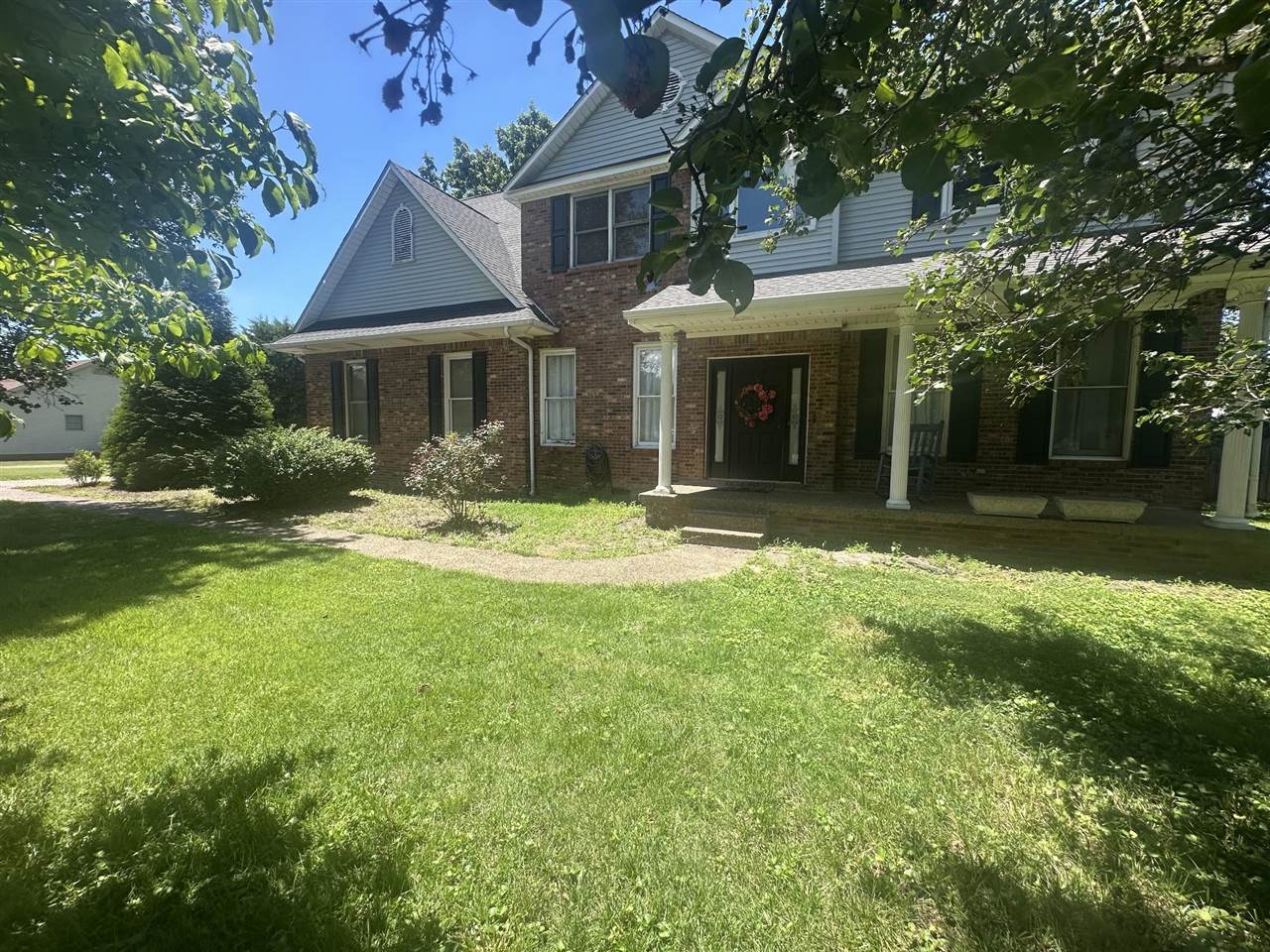 202 Quincy Drive Property Photo 1