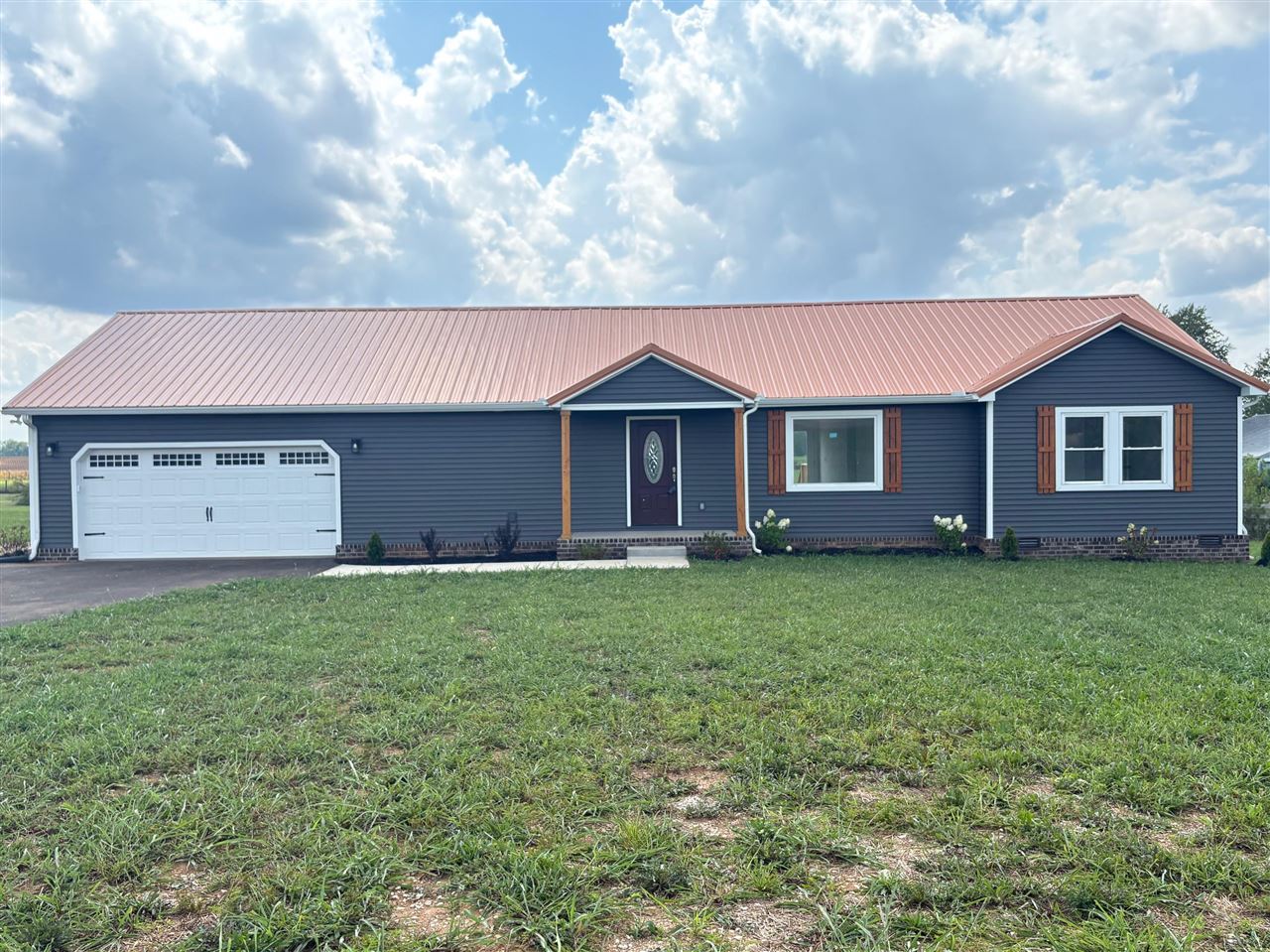 261 Freeport Road Property Photo 1