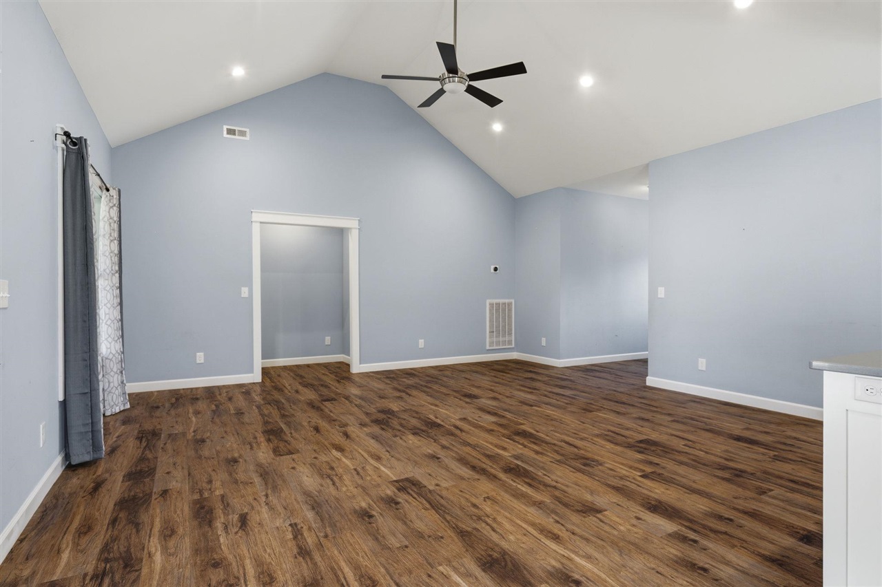 108 Willow Hill Court Property Photo 13