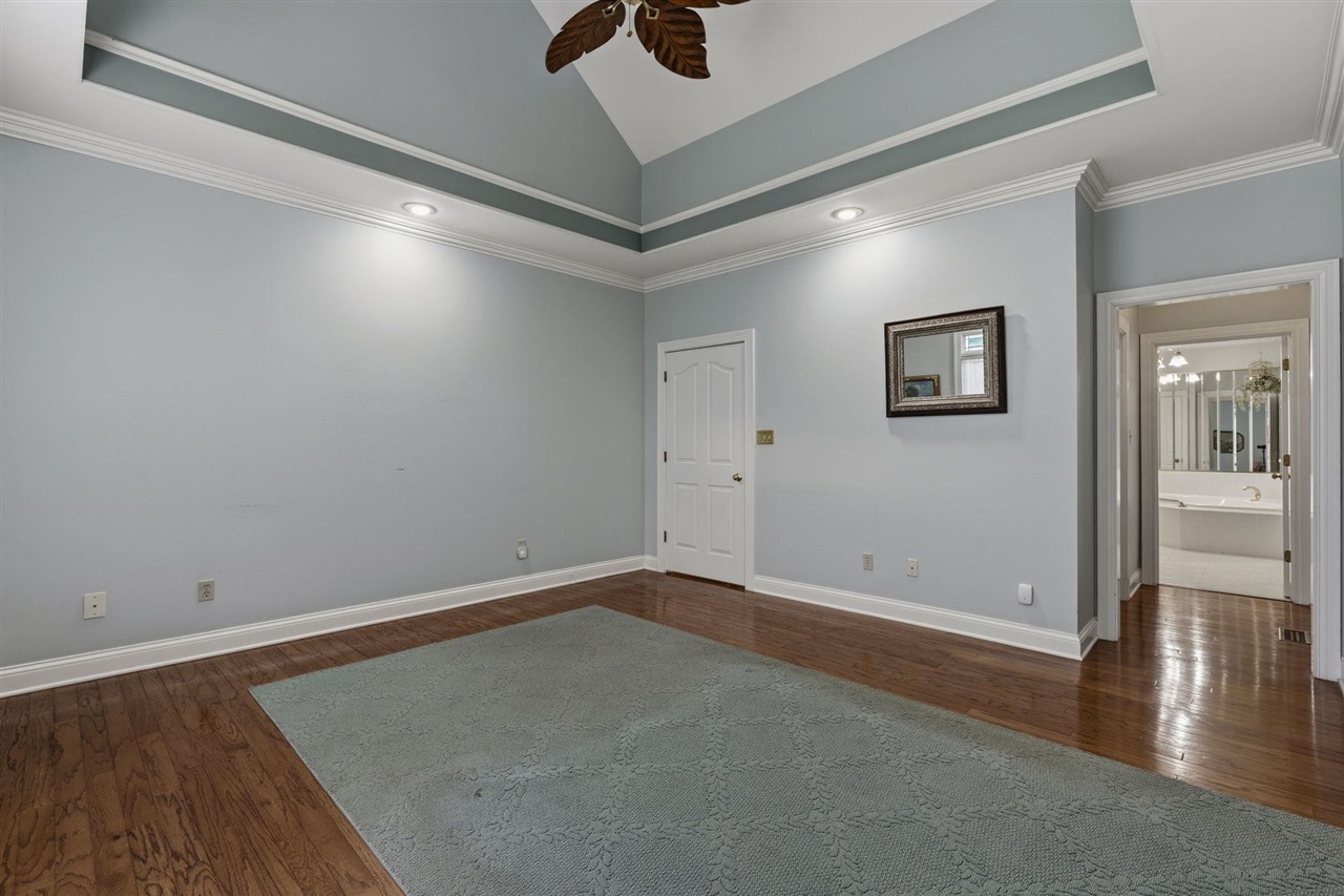 1055 St Andrews Circle Property Photo 14