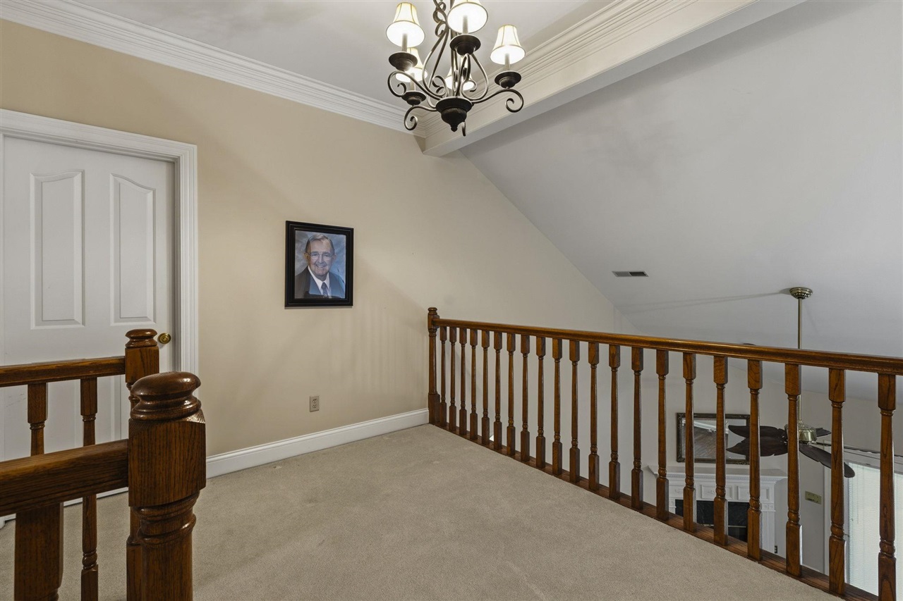 1055 St Andrews Circle Property Photo 18