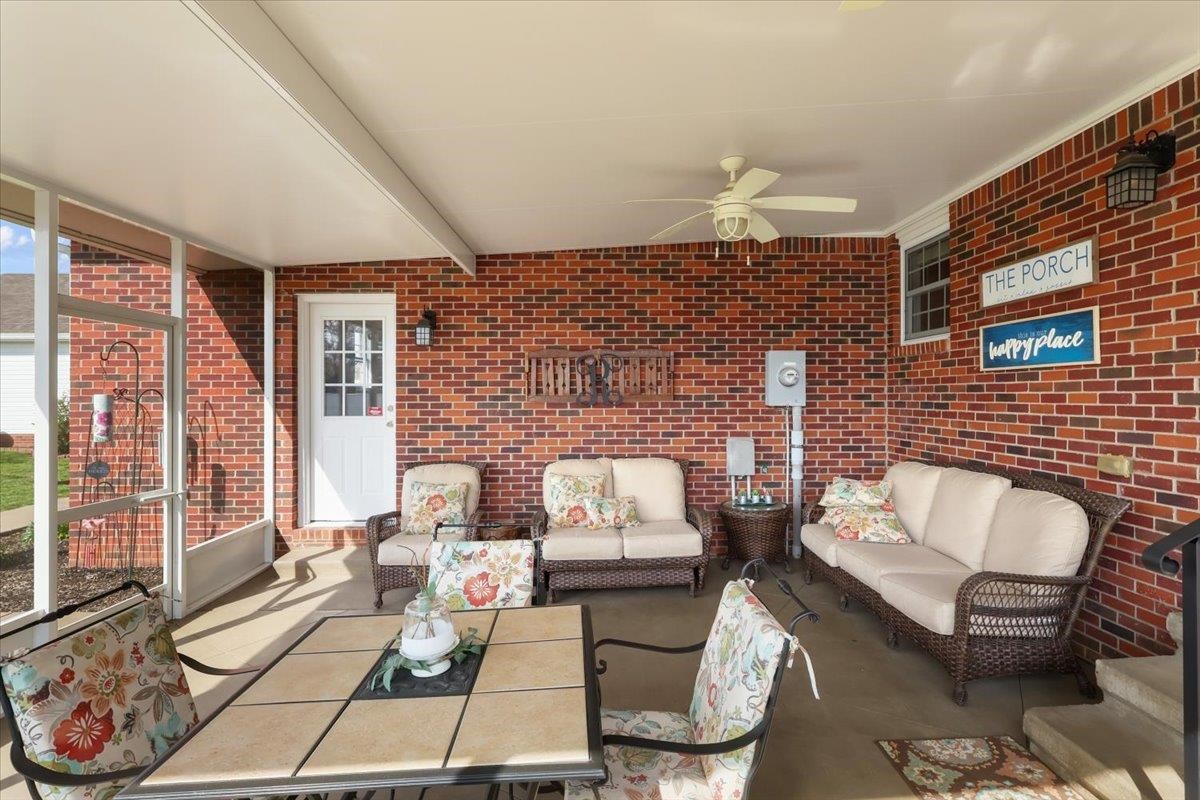 3125 Lonestar Street Property Photo 12