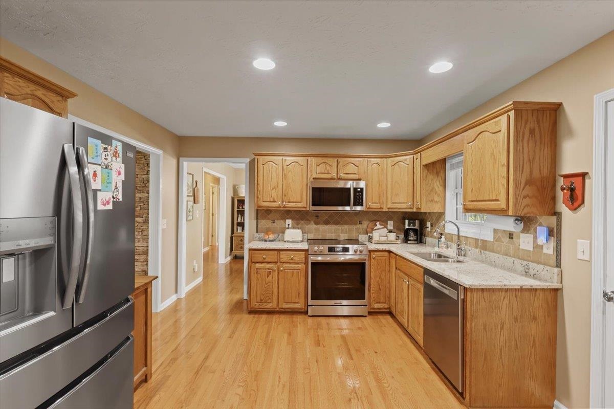 3125 Lonestar Street Property Photo 26