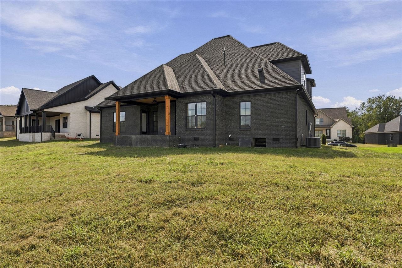 6521 Summer Shade Circle Property Photo 37