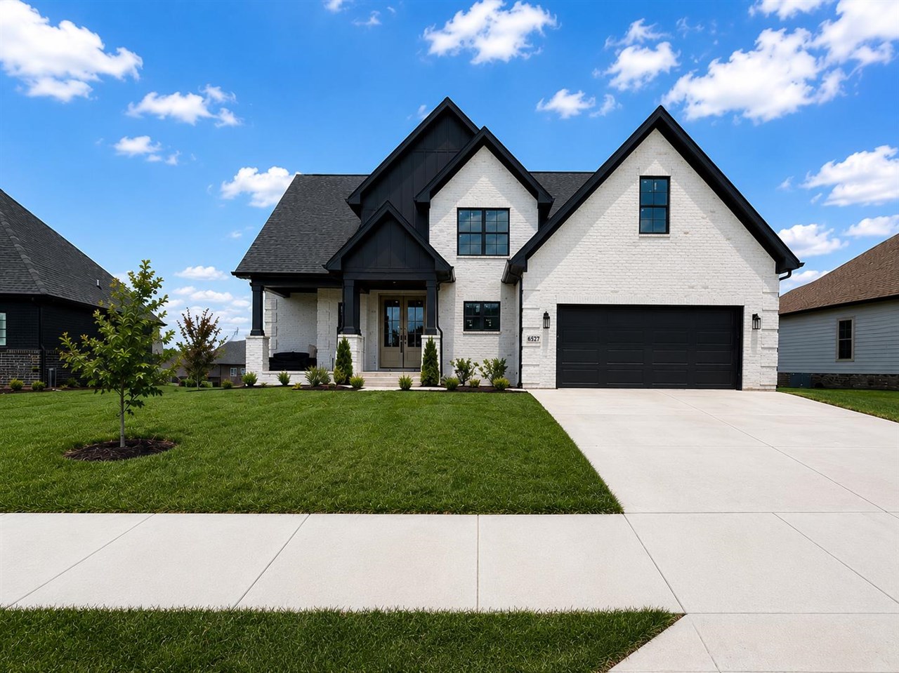 6527 Summer Shade Circle Property Photo 1