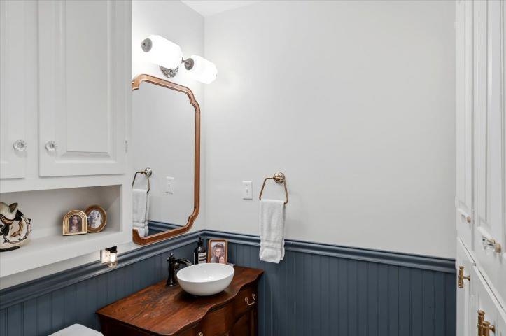 1025 Covington Street Property Photo 22