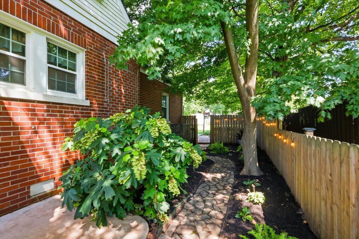 1025 Covington Street Property Photo 42