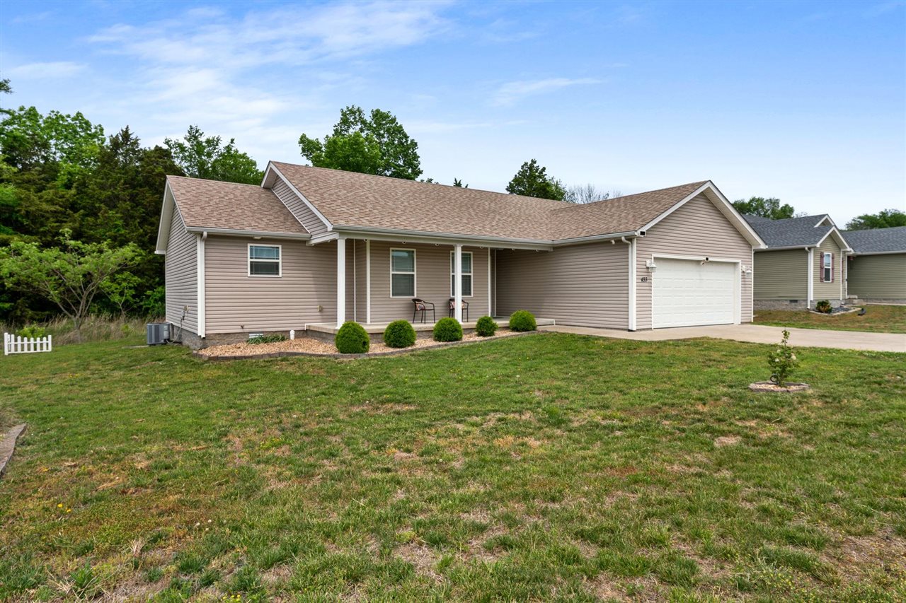 433 Lansing Way Property Photo 1