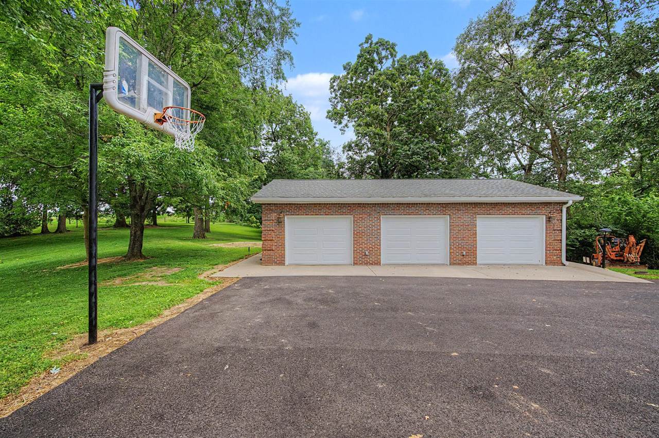 131 Moon Road Property Photo 37