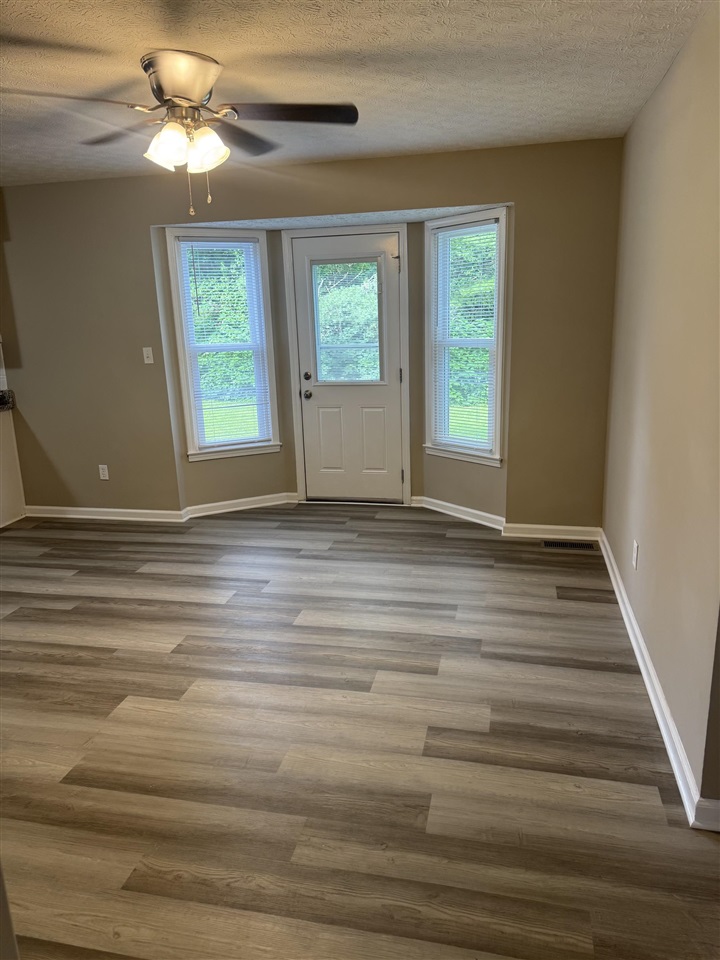 1514 Patrick Way Property Photo 3