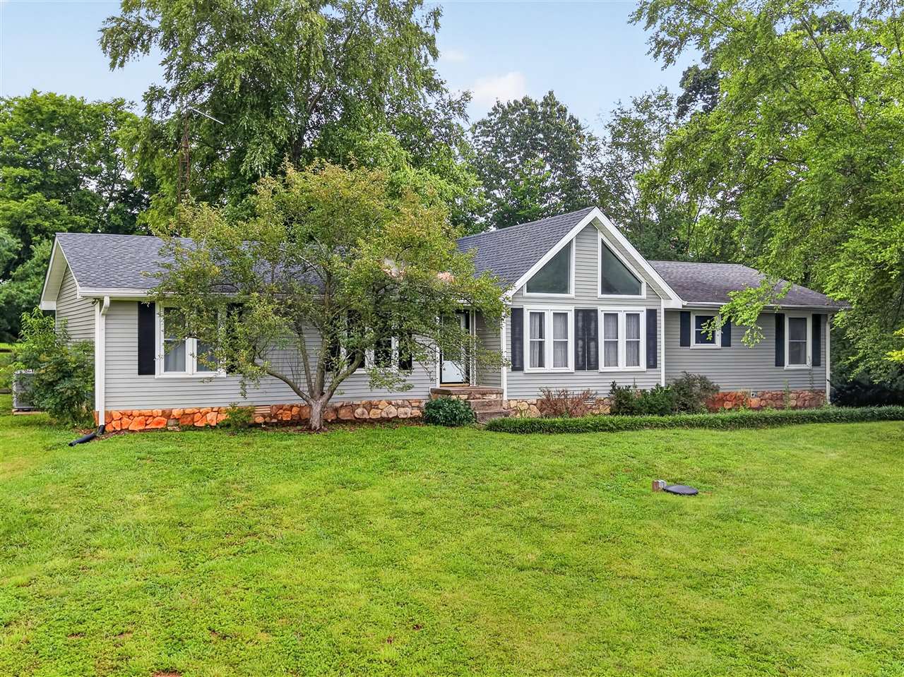 150 W Bogle Road Property Photo 1