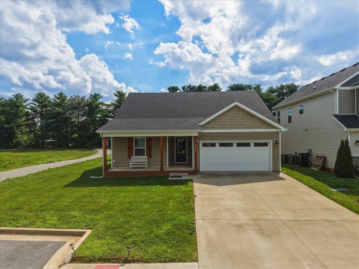 2042 Twilight Avenue Property Photo 1