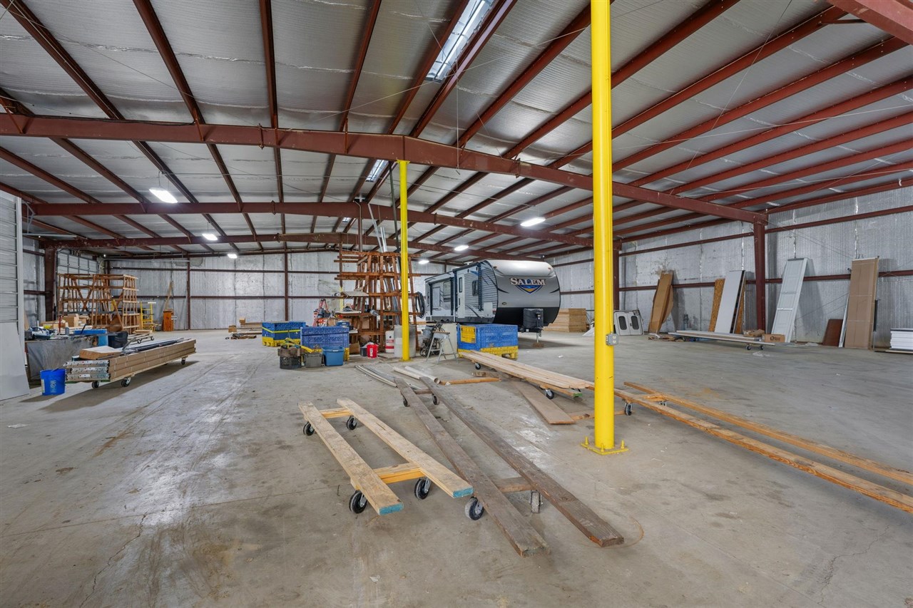 677 Commerce Drive Property Photo 11