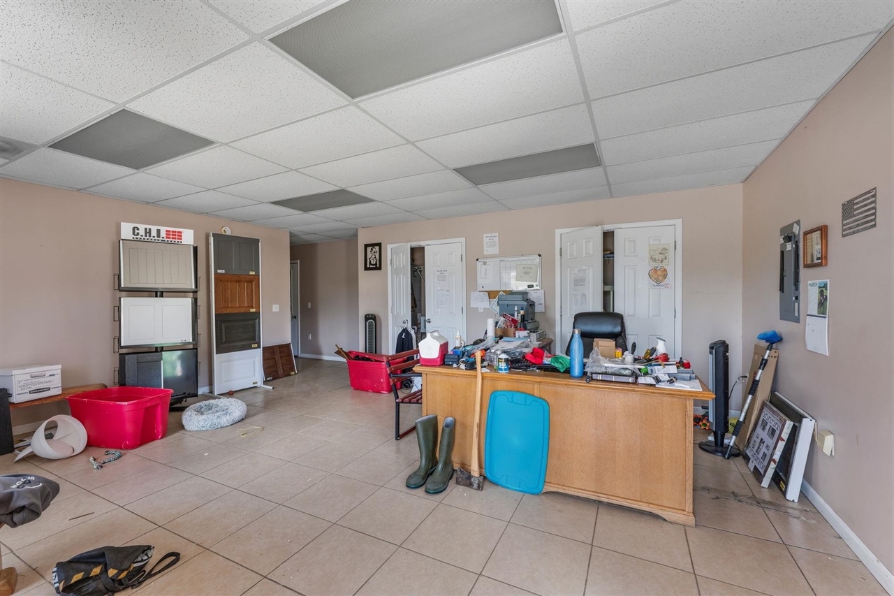 677 Commerce Drive Property Photo 18
