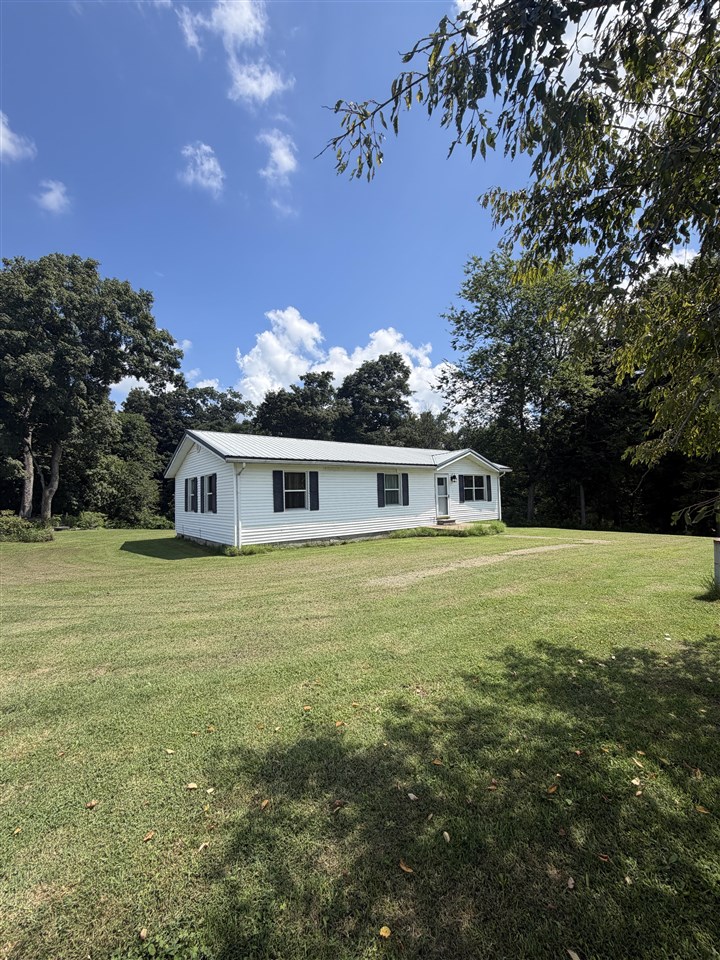 2174 Dundee Narrows Rd Property Photo 1