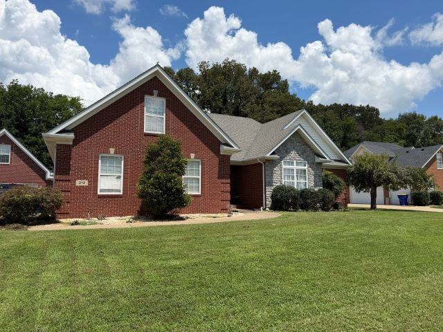 212 Oak Ridge Way Property Photo 1