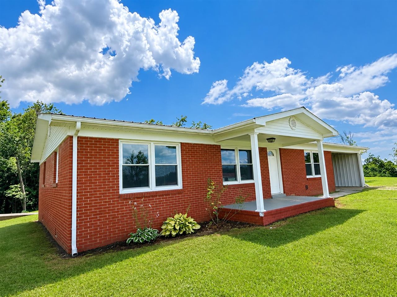 1199 Flat Rock Road Property Photo 4