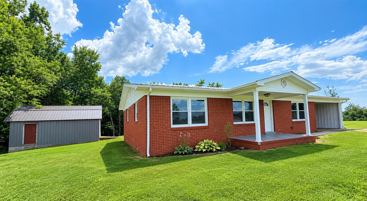 1199 Flat Rock Road Property Photo 5